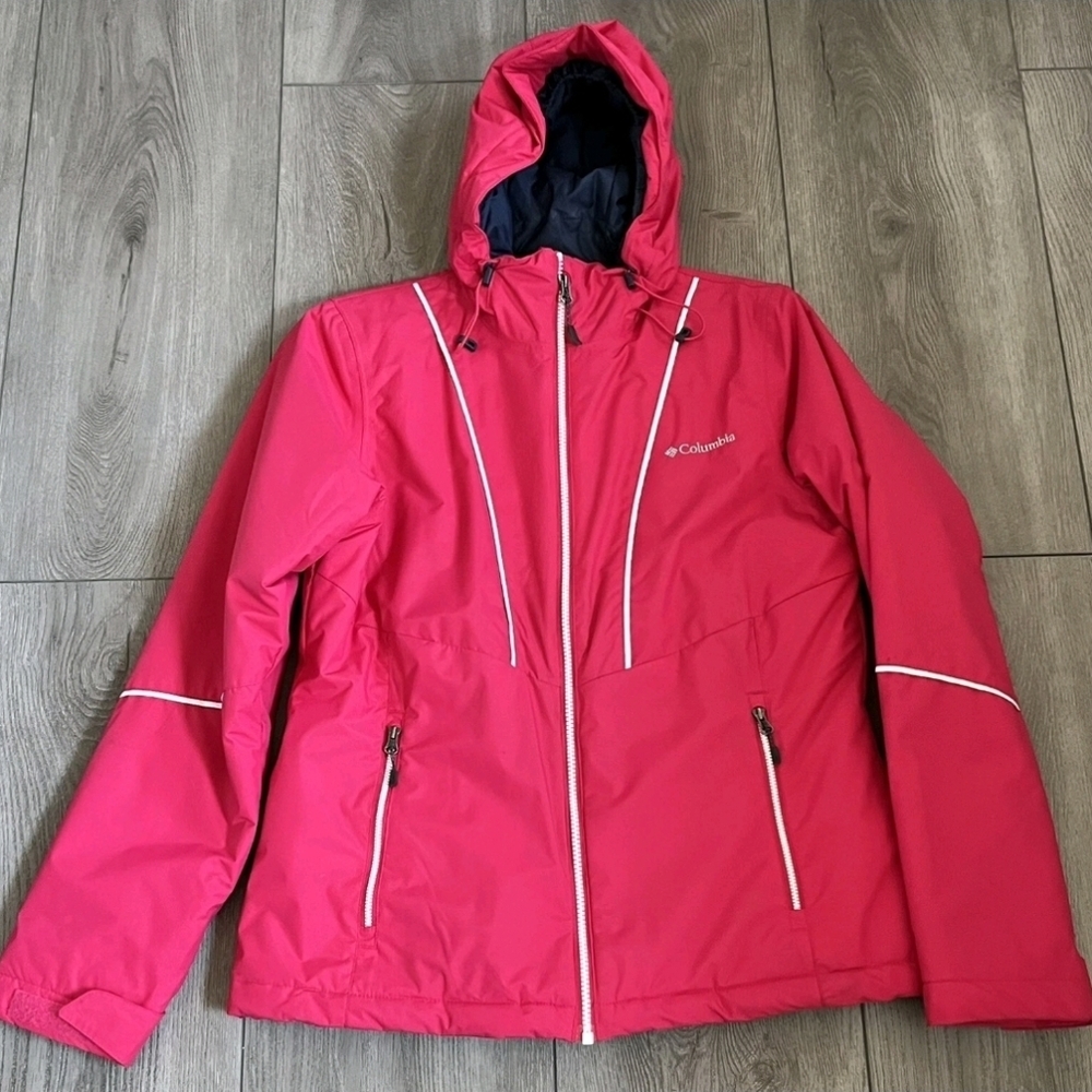 Columbia Women's XL Therma Coil Pink And White Winter Jacket